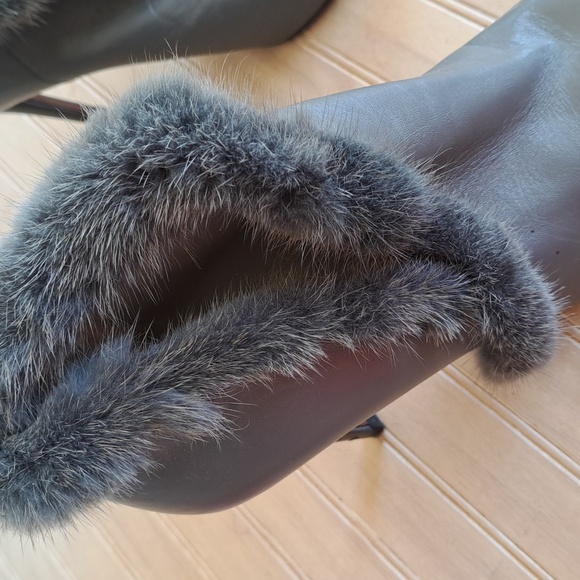 Donald J. Pliner Vero Quoio Pointy Toe Leather Mink Fur High Heel Ankle Boots - Picture 13 of 15